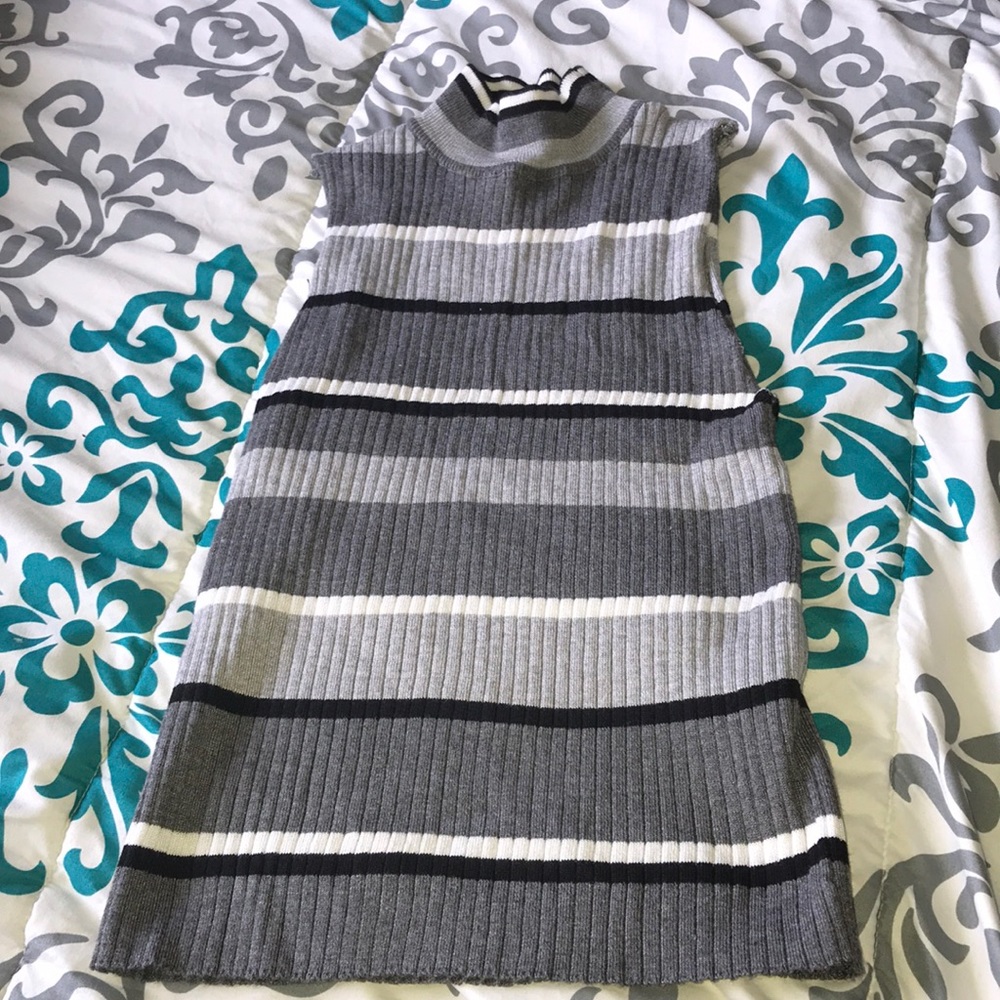 Sleeveless top
